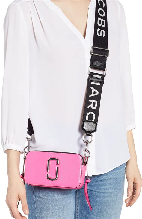 Marc Jacobs tote bag snapshot